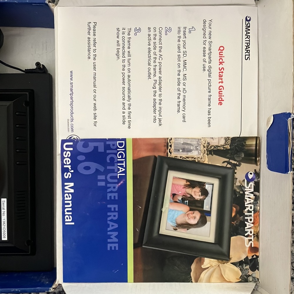SMARTPARTS/OptiPixPro/Digital Picture Frame/5.6” w/Quick Start Guide/User Manual - Picture 10 of 11